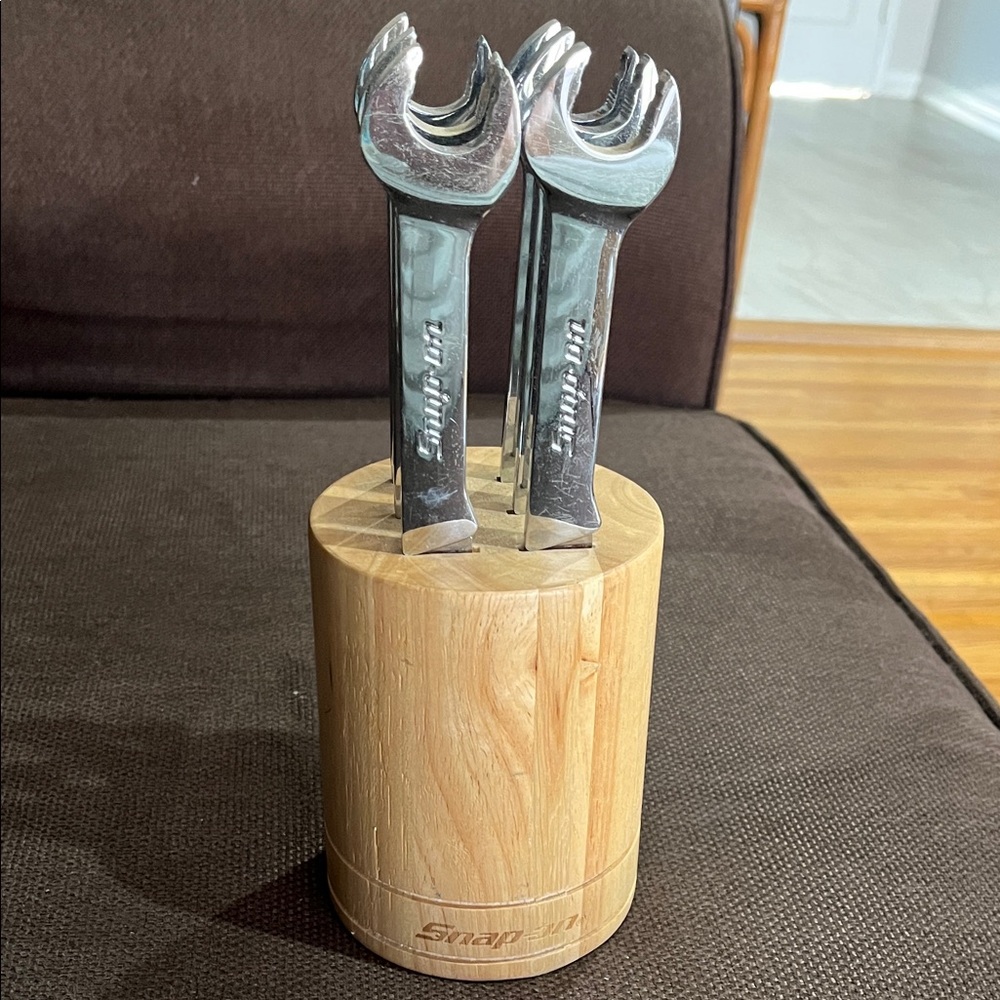 SNAP ON Silver Wrench Handle Steak Knives